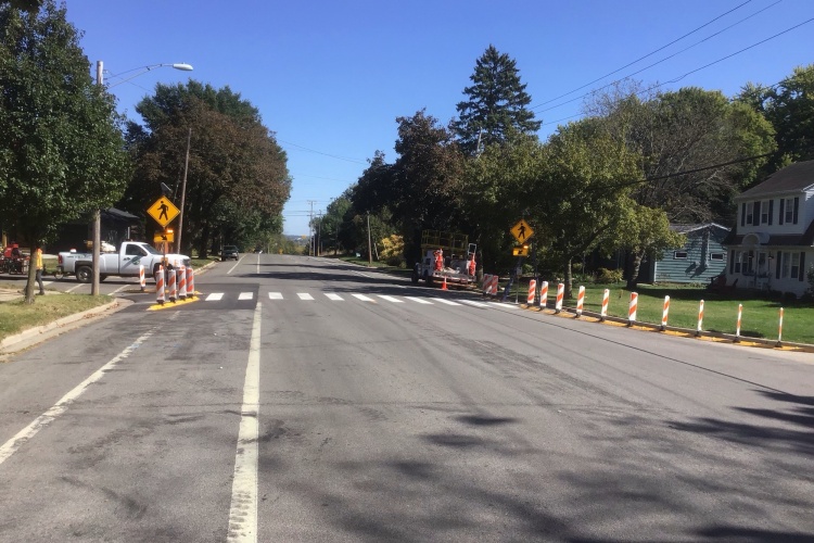 Temporary Curb Extension and RRFB at Odana Rd and Parman Terr