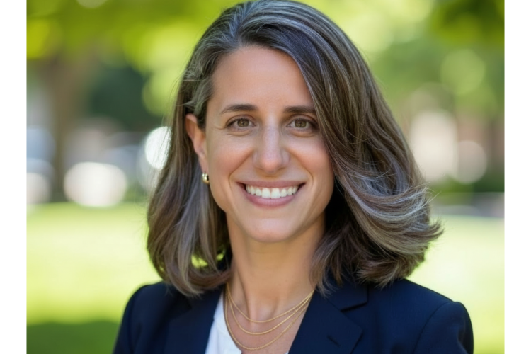The presenter for On Wisconsin: People, Places, Health and Aging. A white middle aged woman with shoulder length hair, a white blouse and a blue blazer.
