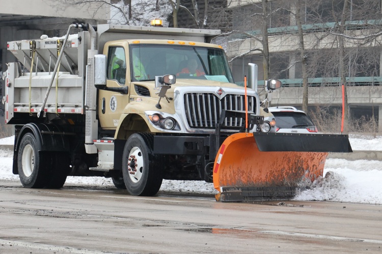 Plow 3735 on John Nolen Drive